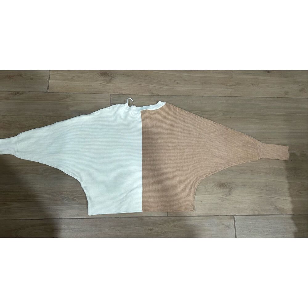 NEW Cupid Batwing Ribbed Sweater L - Picture 2 of 3